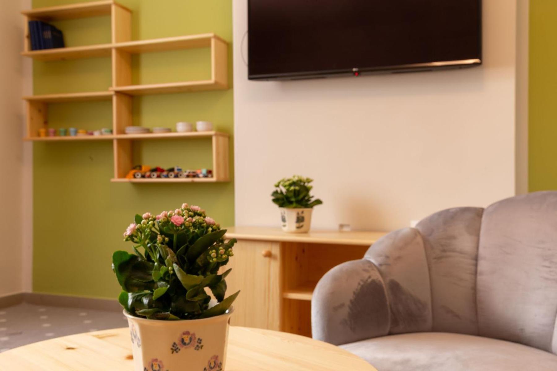 Hotel Csoemoeri Vendeghaz Csomor Zewnętrze zdjęcie